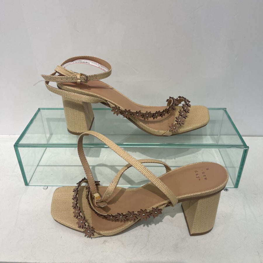 A New Day WOMEN'S FOOTWEAR 9.5