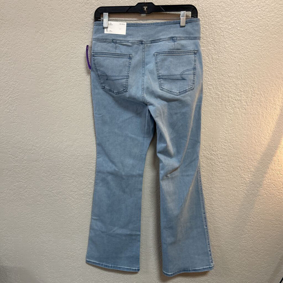 AMERICAN EAGLE WOMEN'S JEANS 8